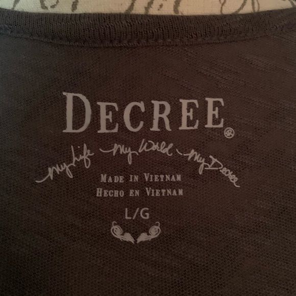 Decree brand Women’s chiffon detail shrug vest - Picture 2 of 6